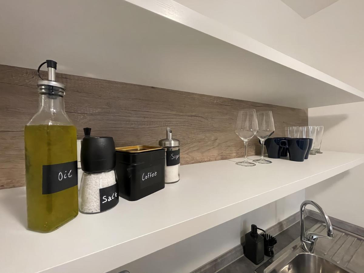 Cereria Delta Apartment Trieste Bagian luar foto